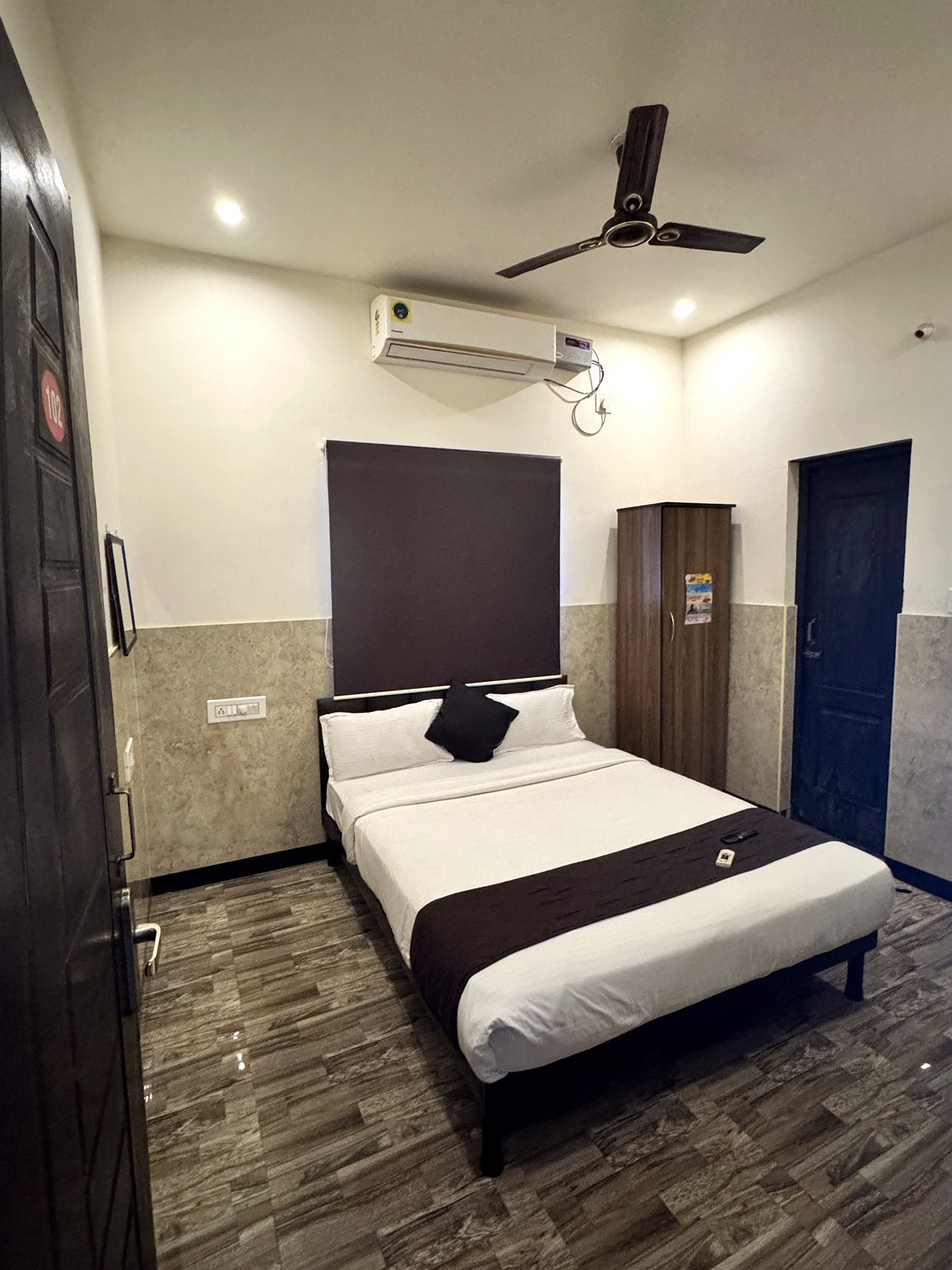 AC Double Room with split AC